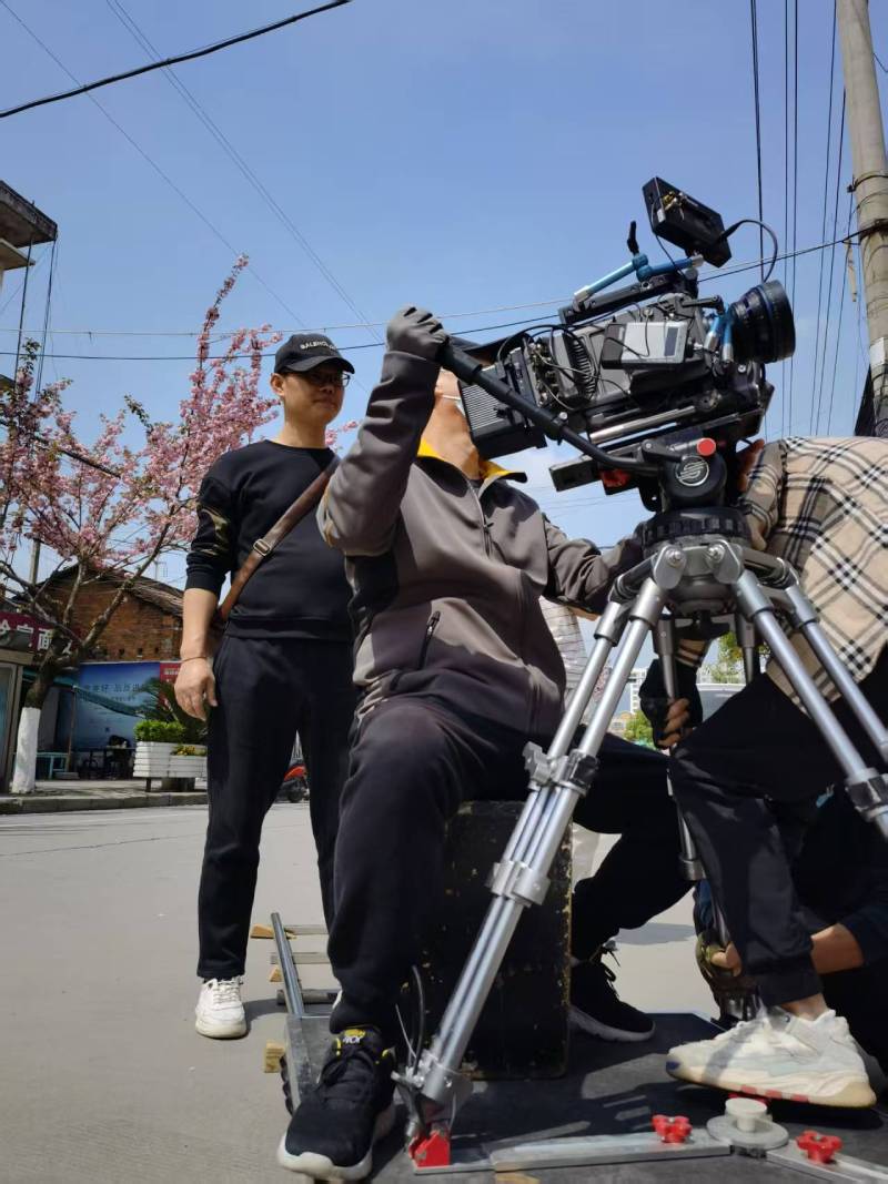 抚远县广告片拍摄：快消品牌爆款之选，网感内容适配社媒传播！